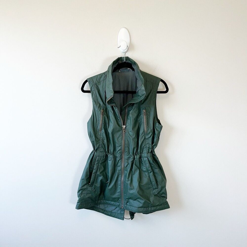 Athleta Green Alpine Air Utility Vest Zip Up Pockets Travel Gorpcore Size Small